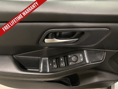 Used 2024 Nissan Rogue SV AWD/4WD image 28