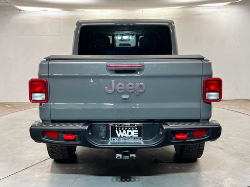Used 2023 Jeep Gladiator Rubicon w/ Trailer Tow Package AWD/4WD image 4