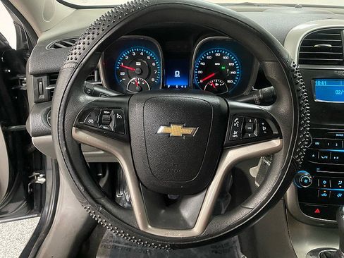 Used 2014 Chevrolet Malibu LS image 9