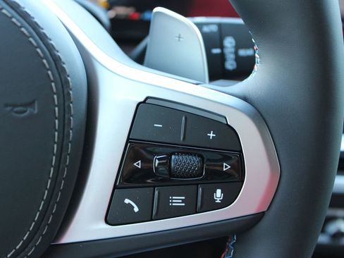 New 2026 BMW X7 M60i image 32