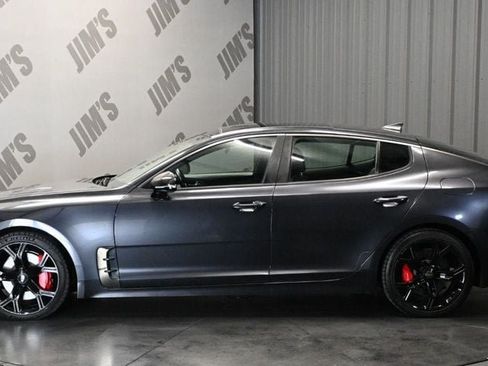 Used 2020 Kia Stinger GT2 RWD image 8