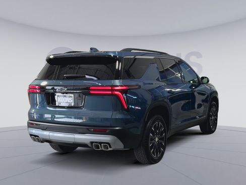 New 2026 Chevrolet Traverse LT image 11