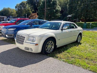 Used 2005 Chrysler 300 C w/ Navigation & Sound Group II