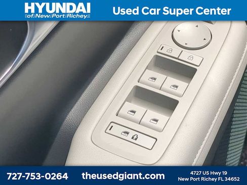 New 2026 Hyundai Santa Fe SEL image 18