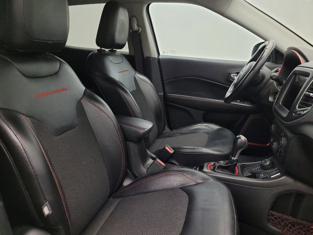 Used 2019 Jeep Compass Trailhawk AWD/4WD image 21