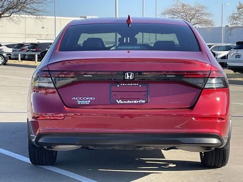 Used 2025 Honda Accord LX image 5