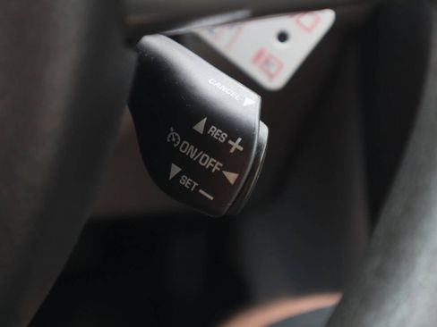 Used 2006 Chevrolet Uplander LS w/ Climate Package FWD image 34
