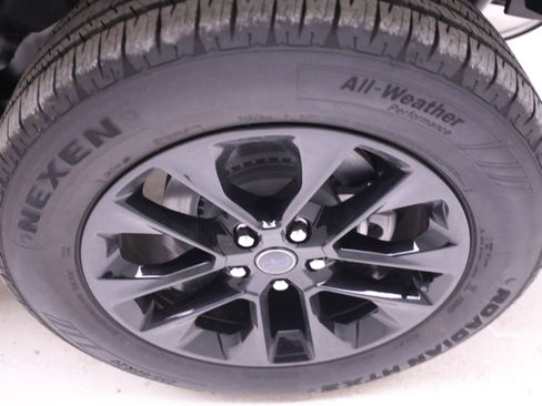 New 2024 Jeep Wrangler Sahara image 36