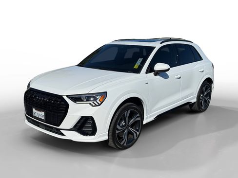 Used 2023 Audi Q3 2.0T Premium Plus w/ Premium Plus Package AWD/4WD image 1