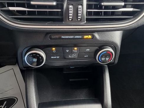 Used 2022 Ford Escape SE AWD/4WD image 23