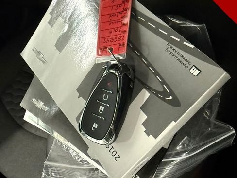 Used 2019 Chevrolet Equinox LT image 28