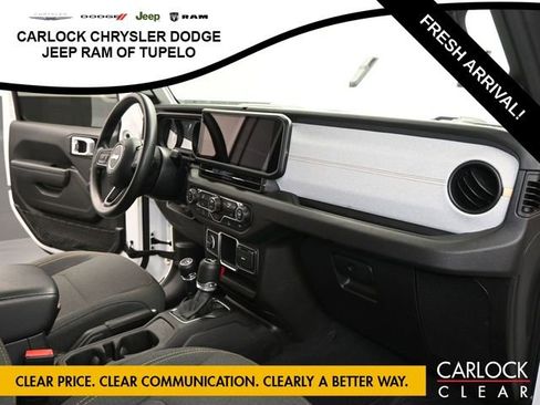 Used 2024 Jeep Wrangler Sport image 37