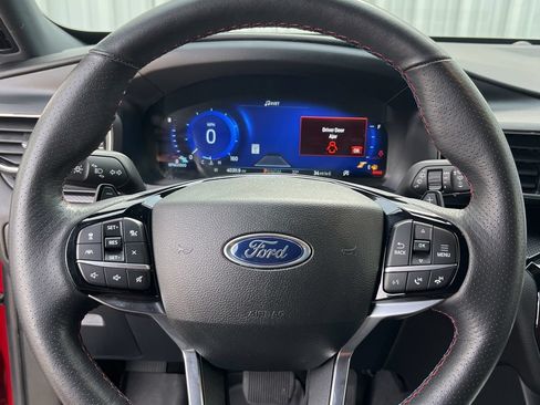 Used 2023 Ford Explorer ST w/ Equipment Group 401A AWD/4WD image 19