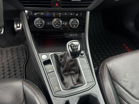 Used 2024 Volkswagen Jetta GLI Autobahn w/ GLI Black Package image 20