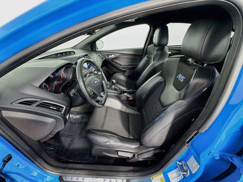 Used 2017 Ford Focus RS AWD/4WD image 30