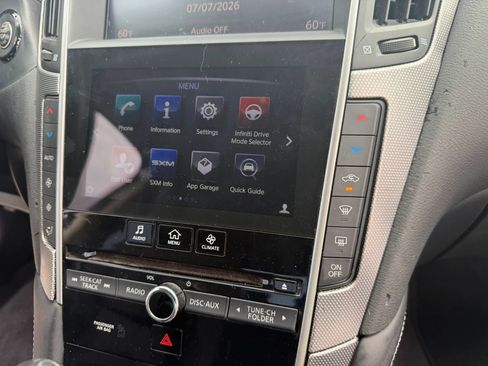 Used 2015 INFINITI Q50 w/ Moonroof Package RWD image 19