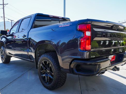 Used 2022 Chevrolet Silverado 1500 LT Trail Boss w/ LT Trail Boss Premium Package AWD/4WD image 6
