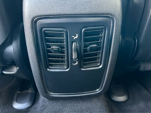 Used 2014 Jeep Grand Cherokee Laredo w/ Quick Order Package 23E image 10