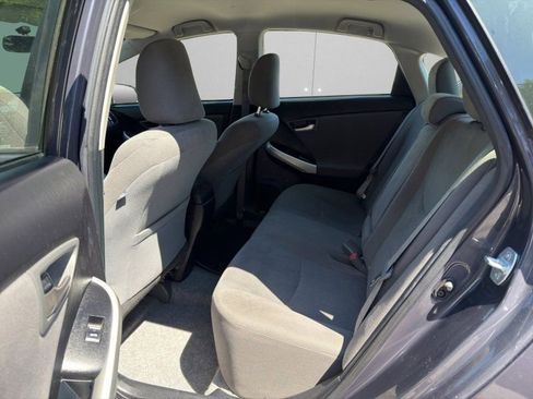 Used 2014 Toyota Prius Three FWD image 10