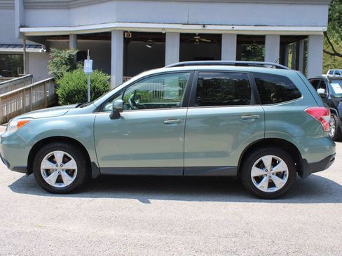 Used 2015 Subaru Forester 2.5i Premium w/ Popular Package #2 AWD/4WD image 4
