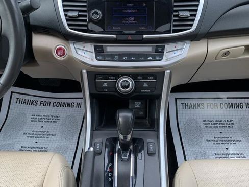 Used 2014 Honda Accord Touring image 15
