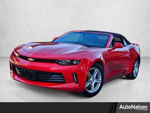 Used 2018 Chevrolet Camaro LT image 1