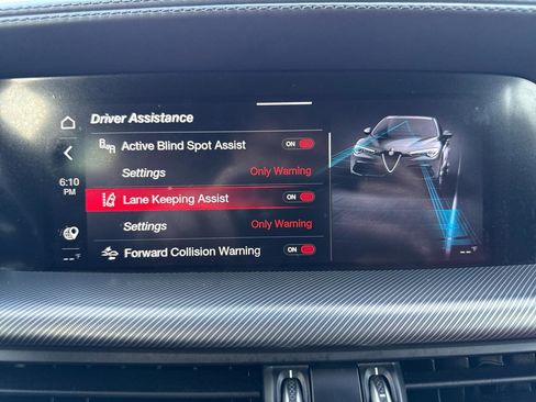 Used 2022 Alfa Romeo Stelvio Veloce image 52