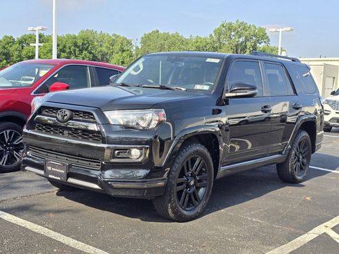 Certified 2019 Toyota 4Runner Limited AWD/4WD image 3
