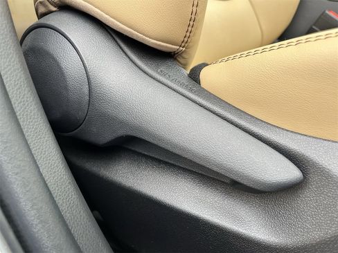 Used 2024 Toyota RAV4 XLE Premium image 26