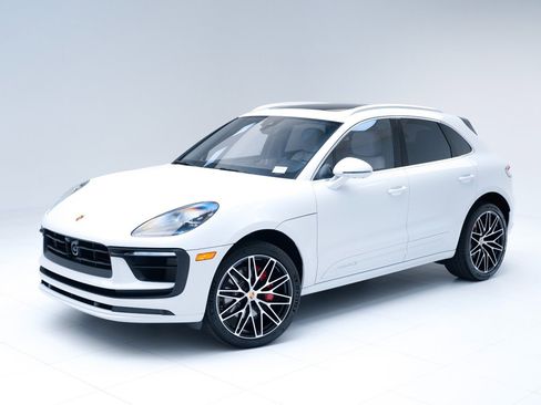 New 2026 Porsche Macan S image 1