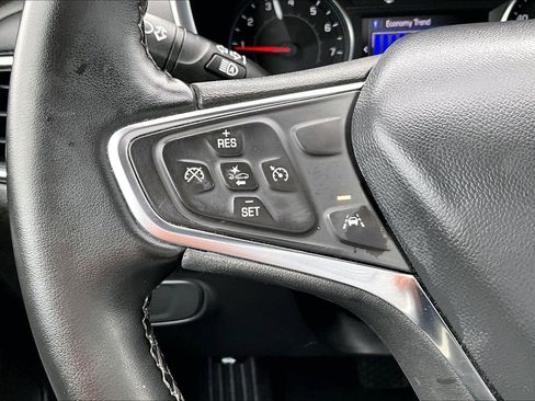 Used 2024 Chevrolet Equinox LT AWD/4WD image 17