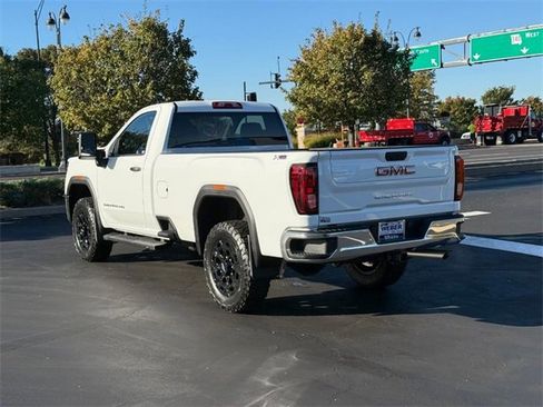 Used 2024 GMC Sierra 3500 Pro w/ Convenience Package image 3