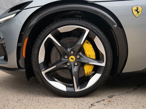 Used 2024 Ferrari Purosangue AWD/4WD image 18