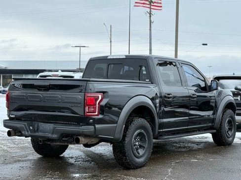 Certified 2018 Ford F150 Raptor w/ Equipment Group 802A Luxury image 38