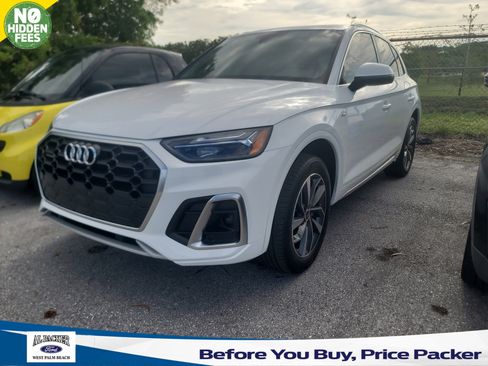 Used 2022 Audi Q5 2.0T Premium w/ Convenience Package AWD/4WD image 1