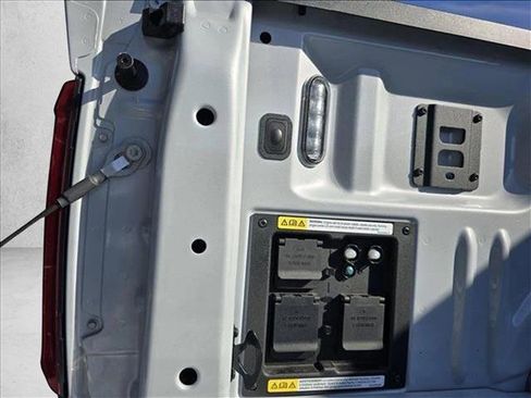 New 2025 Ford F150 Platinum w/ Equipment Group 702A High image 24