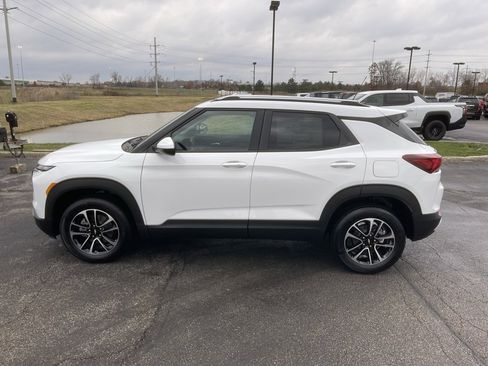 New 2026 Chevrolet TrailBlazer LT w/ LT Cold Weather Package image 4