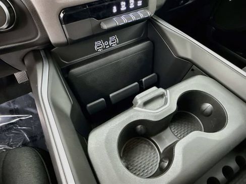 New 2026 RAM 1500 Express AWD/4WD image 30