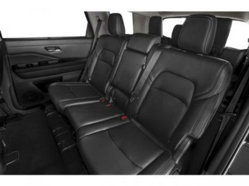 Used 2023 Nissan Pathfinder SL image 16