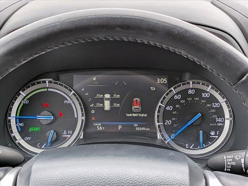 Used 2022 Toyota Highlander Bronze Edition image 11