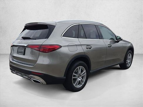 Used 2023 Mercedes-Benz GLC 300 image 5