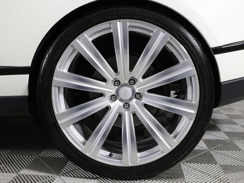 Used 2021 Land Rover Range Rover Autobiography Fifty Edition image 45