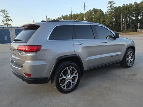 Used 2020 Jeep Grand Cherokee Limited image 17