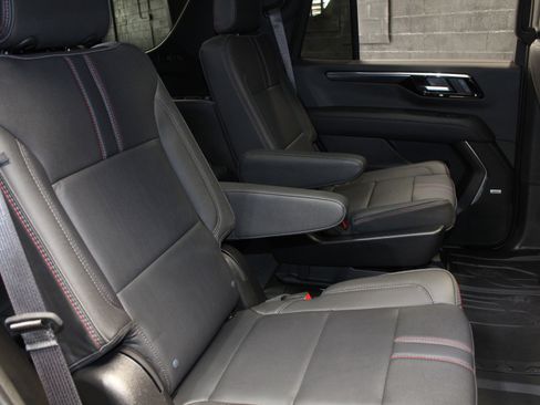 Used 2026 Chevrolet Tahoe RST w/ Comfort Package RWD image 45