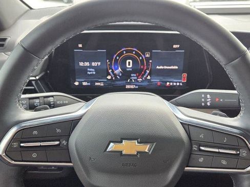 Used 2025 Chevrolet Tahoe High Country AWD/4WD image 24