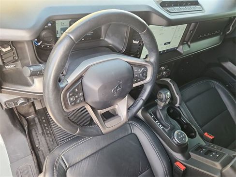 Used 2021 Ford Bronco First Edition image 10
