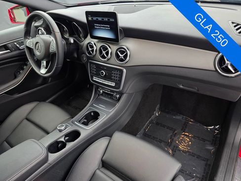 Used 2020 Mercedes-Benz GLA 250 image 30