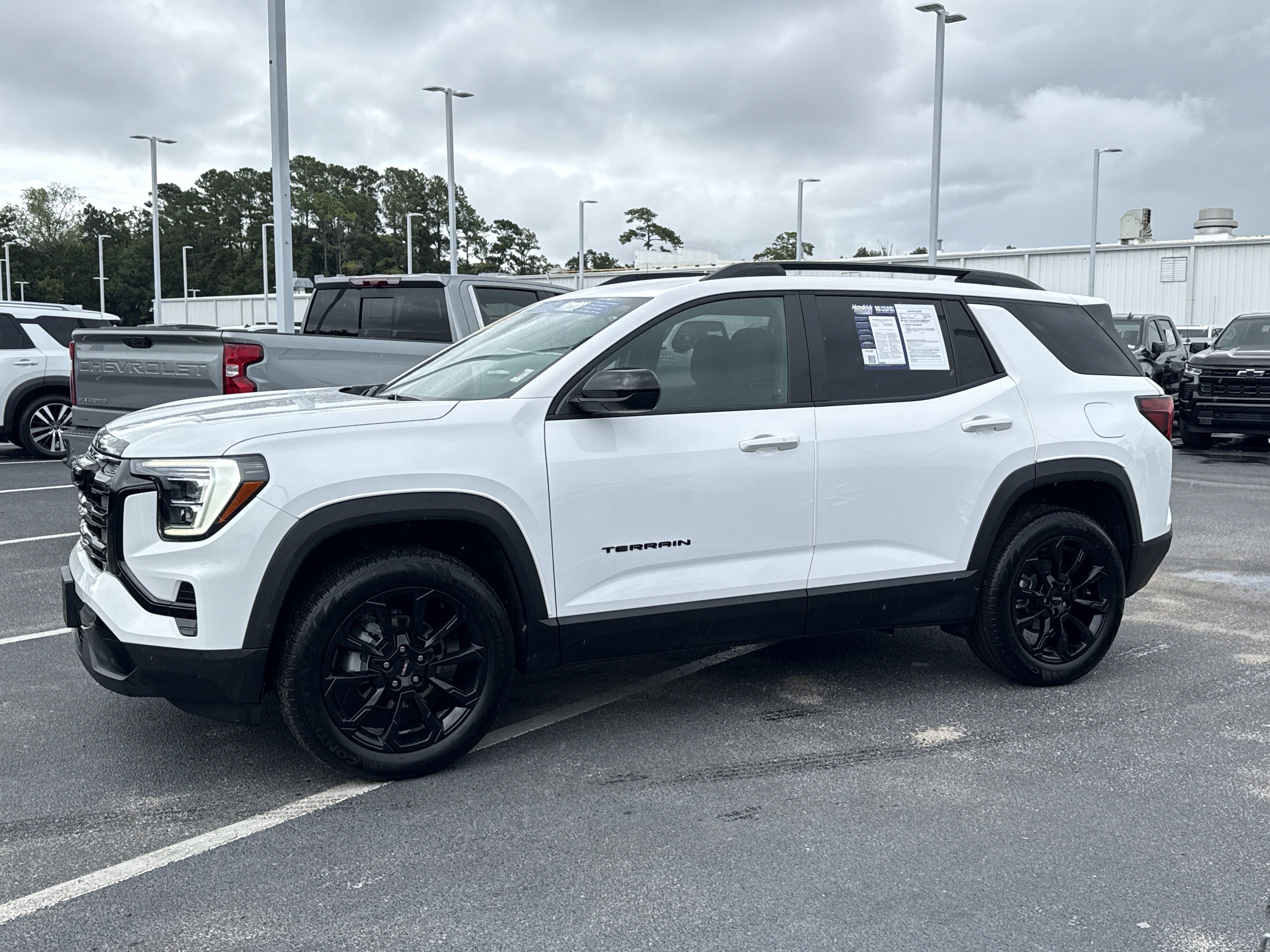 Used 2026 GMC Terrain Elevation w/ Black Edition AWD/4WD image 7