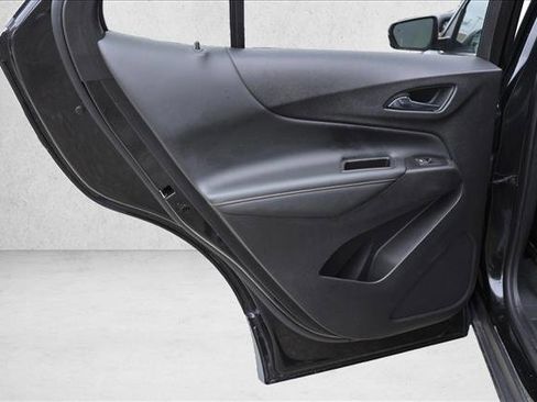 Used 2018 Chevrolet Equinox Premier AWD/4WD image 23