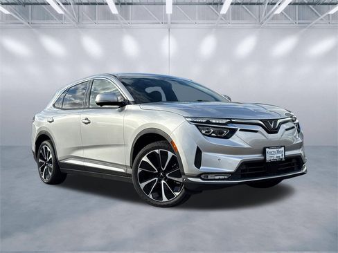 New 2025 VinFast VF 8 Plus image 1